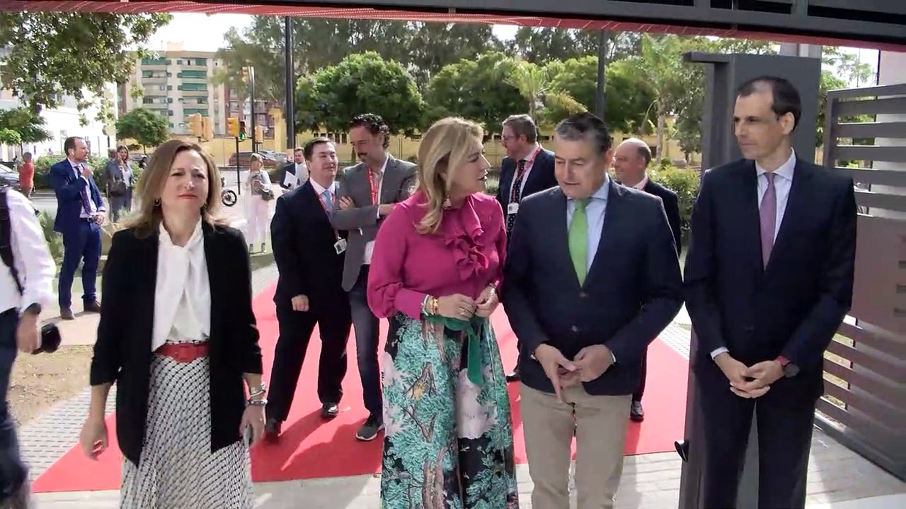 Juanma Moreno asegura que Andalucía camina hacia "una digitalización sin precedentes"