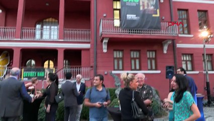 Şevket Dağ'ın eserlerini bir araya getiren sergi açıldı