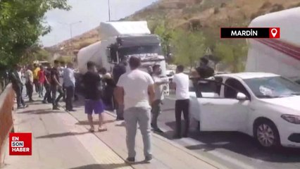 Mardin'de trafikte taşlı-yumruklu yol vermeme kavgası