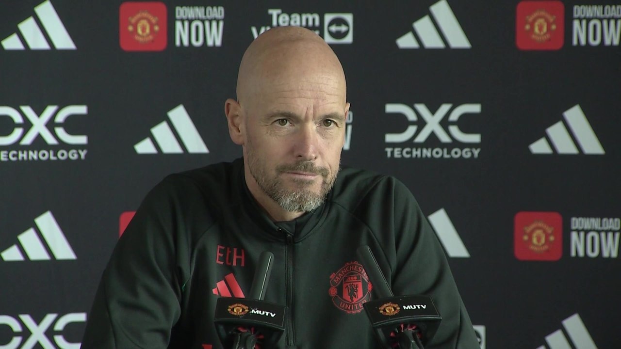 Ten Hag plays down dressing room unrest ahead of Burnley video