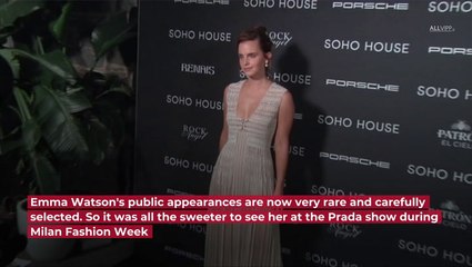 Hot "Hermione"! Emma Watson Elegant and Sexy In Little Black Dress