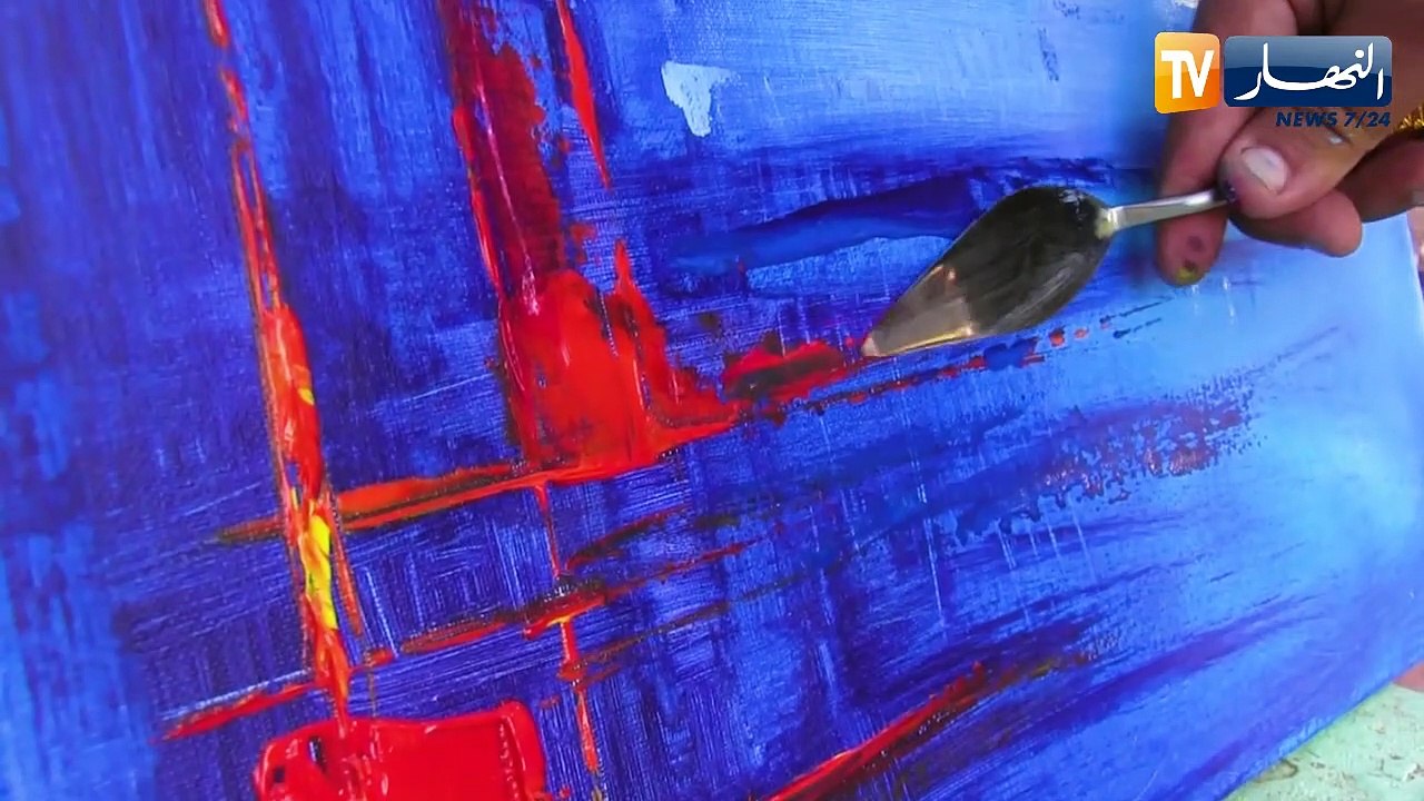 سعيدة: حليم.. فنان تشكيلي يبدع في رسم لوحات فنية بمختلف أنواعها