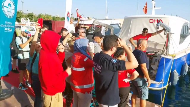 Sporcu İrem Sönmez, Kadına Yönelik Şiddete Karşı 24 Saat Yüzdü