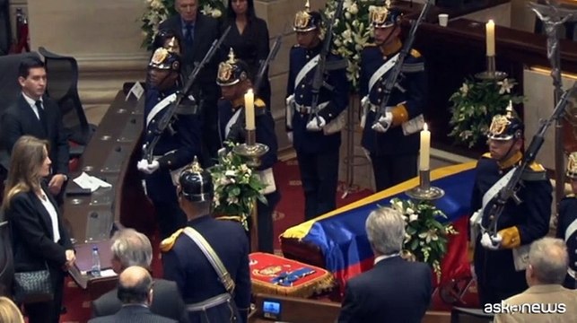 A Bogot?, i colombiani dicono addio a Fernando Botero