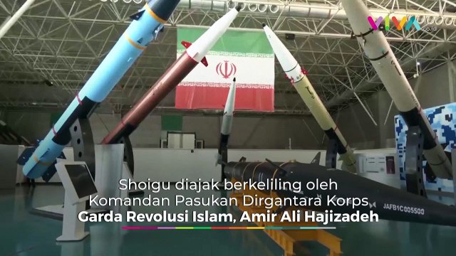 Menhan Rusia Diajak Keliling Markas Militer Iran