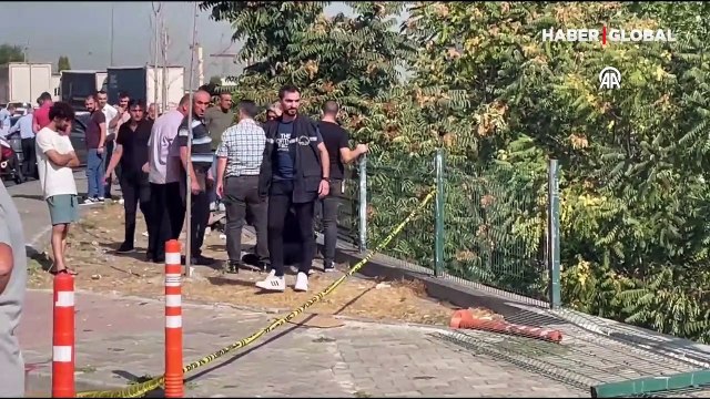 Kahreden ölüm! Direksiyon sınavı için sıra beklerken...