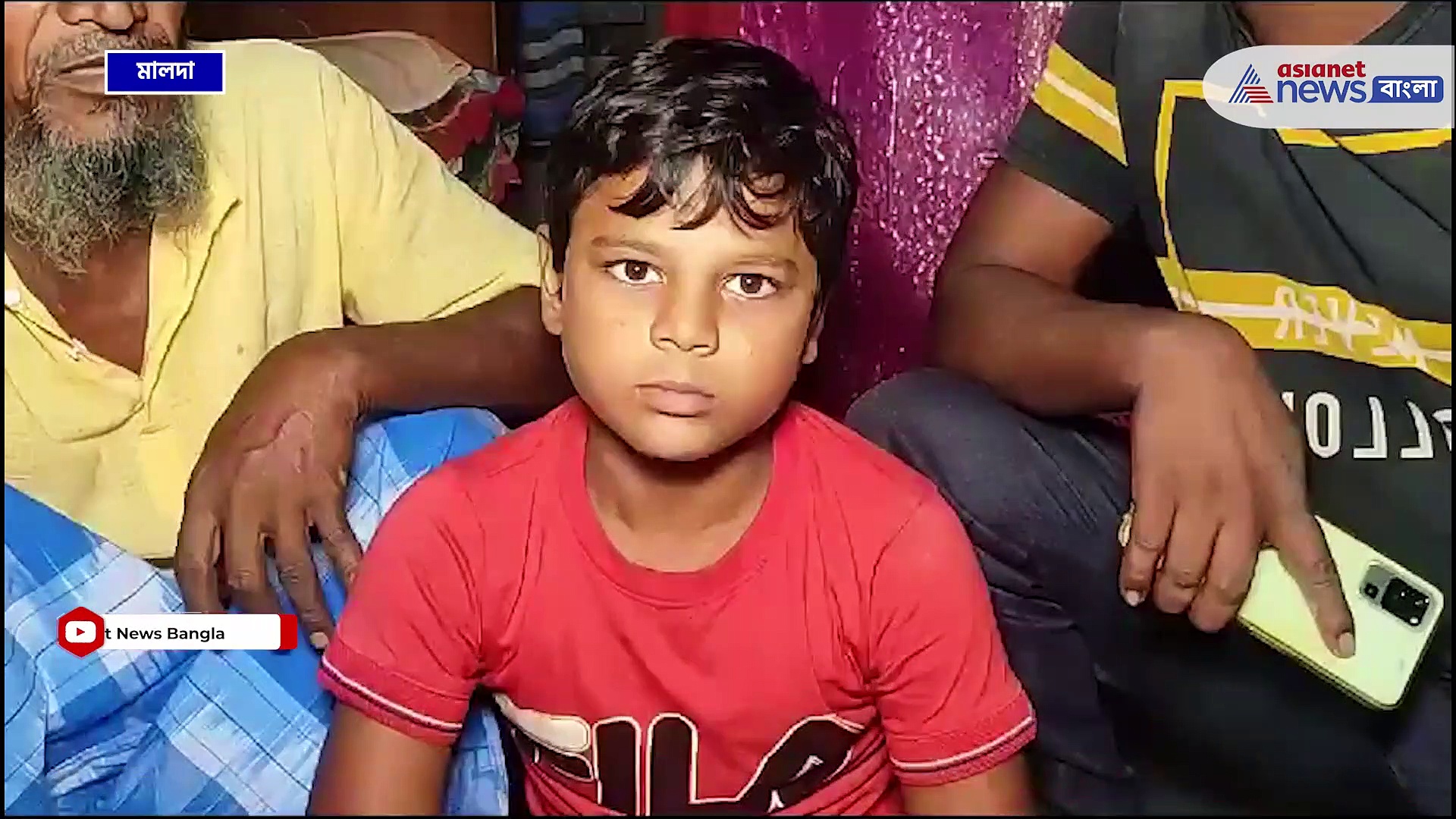 Malda : লাইনে গর্ত, ছুটে আসছে এক্সপ্রেস ট্রেন, জীবনের ঝুঁকি নিয়ে কি করল বালক, দেখুন