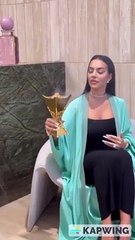 ريما العنزي تقلد احتفال جورجينا باليوم الوطني السعودي
