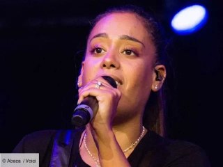 Amel Bent endeuillée : la chanteuse annonce la mort d'un membre de sa famille