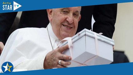 Pape François à Marseille  ces cadeaux qu’Emmanuel Macron prévoit de lui offrir