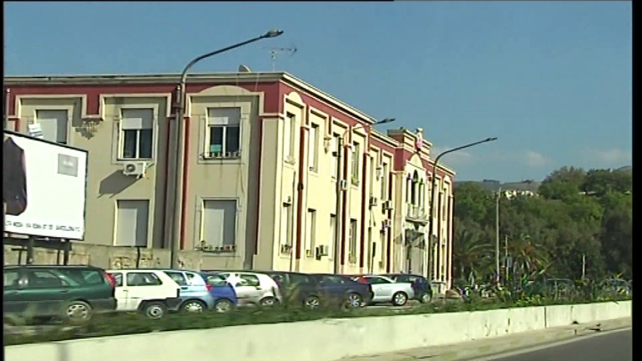 TENTATA ESTORSIONE, DUE ARRESTI A BARCELLONA