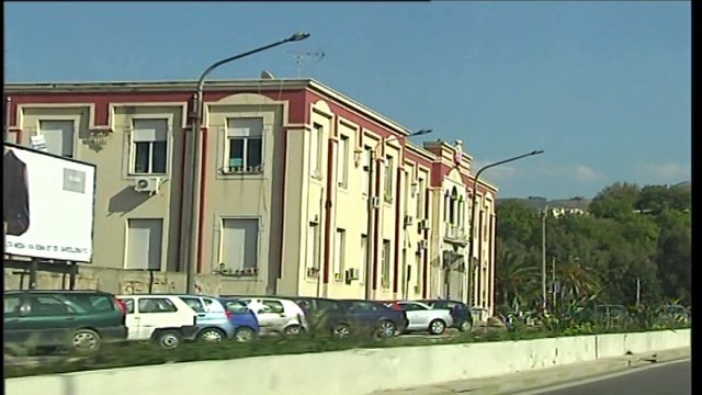 TENTATA ESTORSIONE, DUE ARRESTI A BARCELLONA