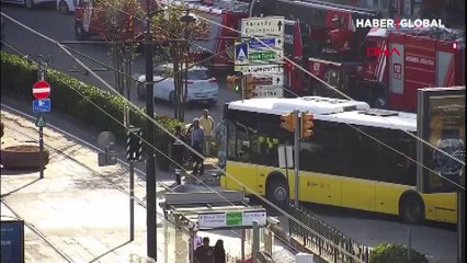 Beyoğlu'nda otobüs tramvaya çarptı