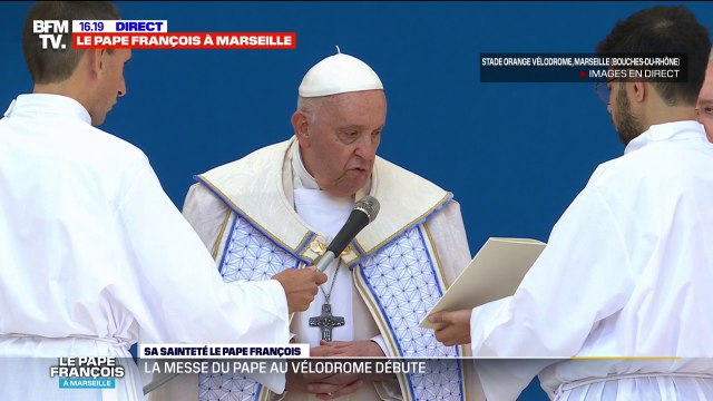 Bonjour Marseille, bonjour la France : la messe du pape François au stade Vélodrome débute à Marseille