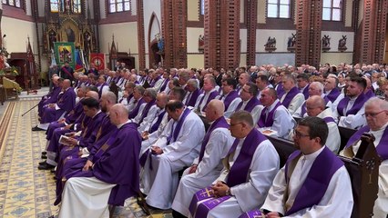 Dziennik Zachodni / Gliwice pogrzeb Biskupa Jana Wieczorka / reporter Paweł Kurczonek