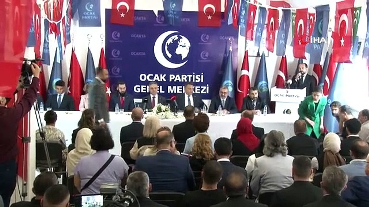 Ocak Partisi Birinci Olağan Kongresi'nde Kadir Canpolat Genel Başkan Seçildi