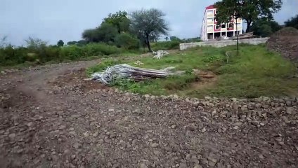 तीन साल में भी गरीबों को नहीं मिल पाया अपना घर