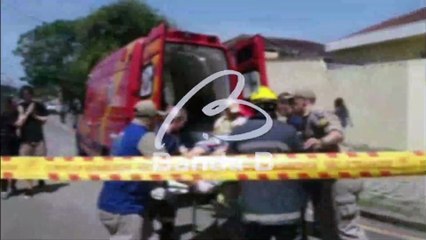 Batida forte envolvendo carro de luxo em cruzamento no Rebouças é registrada por outro ângulo