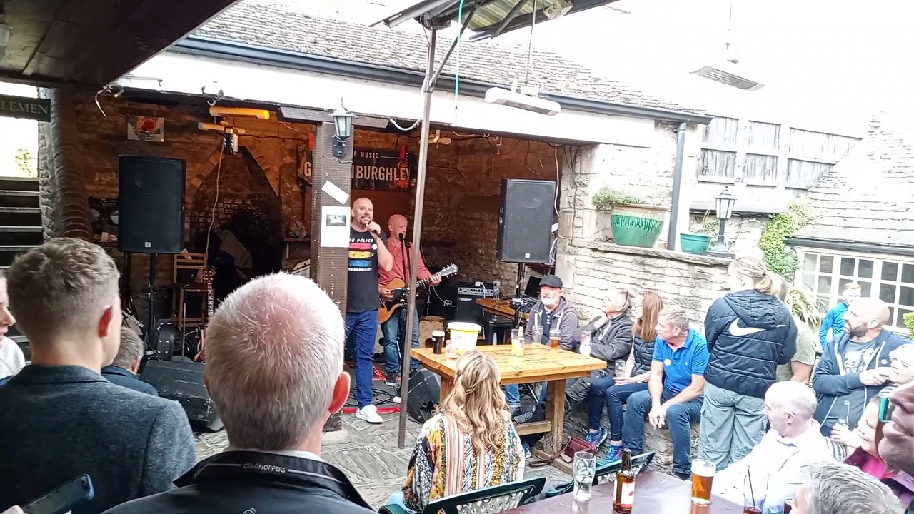 Glastonburghley 2023_oasis