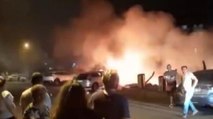 Maltepe'de boş arazide çıkan yangın otomobillere sıçradı