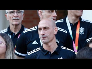 "Les gens qui m'aiment ont souffert..." : Luis Rubiales prend une décision tant attendue suite à l'a