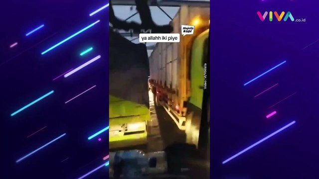 Teriakan Sopir Truk Terjebak Kemacetan di Jembatan Goyang