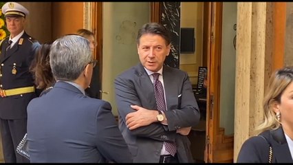 Napolitano, Gentiloni, Conte e Schlein alla camera ardente