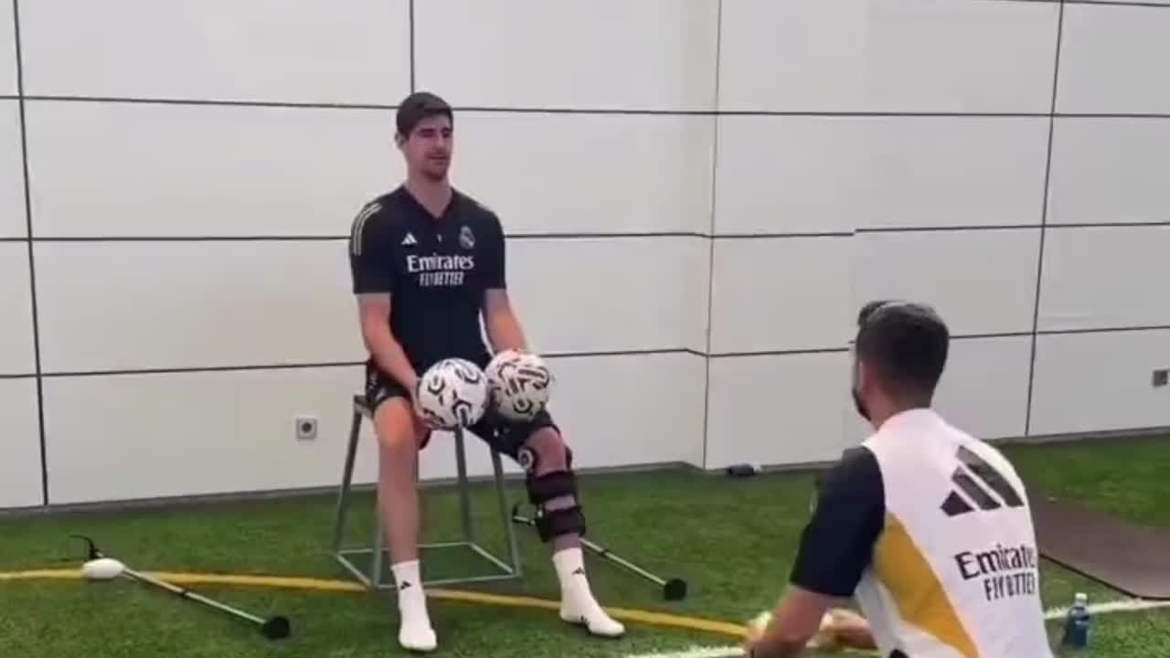 Hasta lesionado es alucinante: vean el entrenamiento de Courtois y cómo reaccionan los presentes