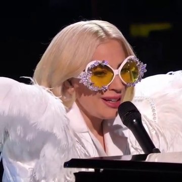 Lady Gaga performs live Elton John's Your song in front of him