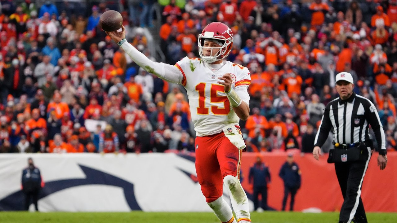 Analyzing Patrick Mahomes' Rushing Potential Over 17.5 Yards