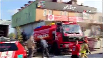 Arnavutköy'de İş Yerinde Yangın Çıktı