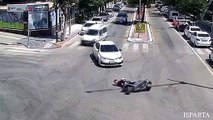 Isparta'da Ağustos Ayında Meydana Gelen Trafik Kazaları Kameralar Tarafından Kaydedildi