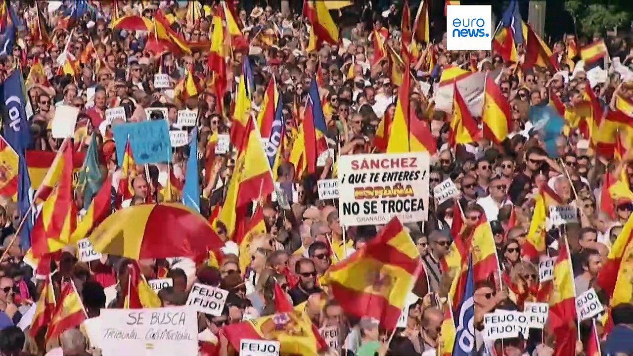 Spanish People's Party supporters rally against Catalan amnesty bill