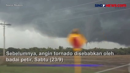 Detik-Detik Angin Tornado Hantam Bagian Dakota Selatan AS
