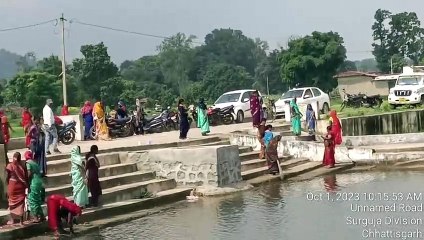 छठ घाट में श्रमदान कर लोगों को स्वच्छता के लिए किया प्रेरित