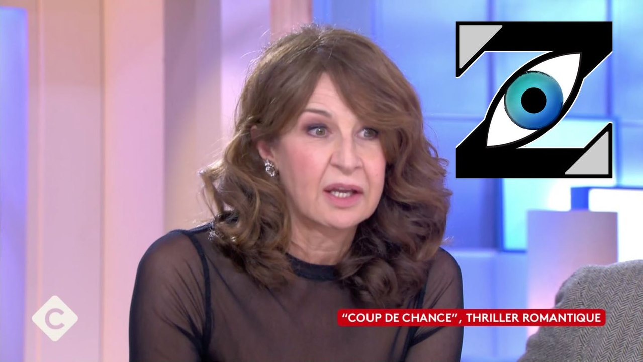 [Zap Télé_2] Valérie Lemercier urine sur sa jambe après une piqure de méduse (25/09/23)