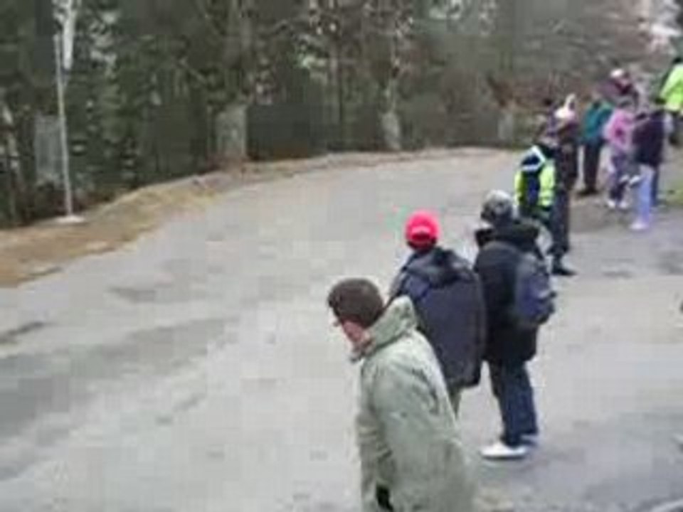 Loeb et le gendarme lors d un Rallye