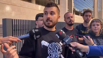 La policia demana identificacions en la concentració antifeixista pel judici als ultres del Nou d'Octubre