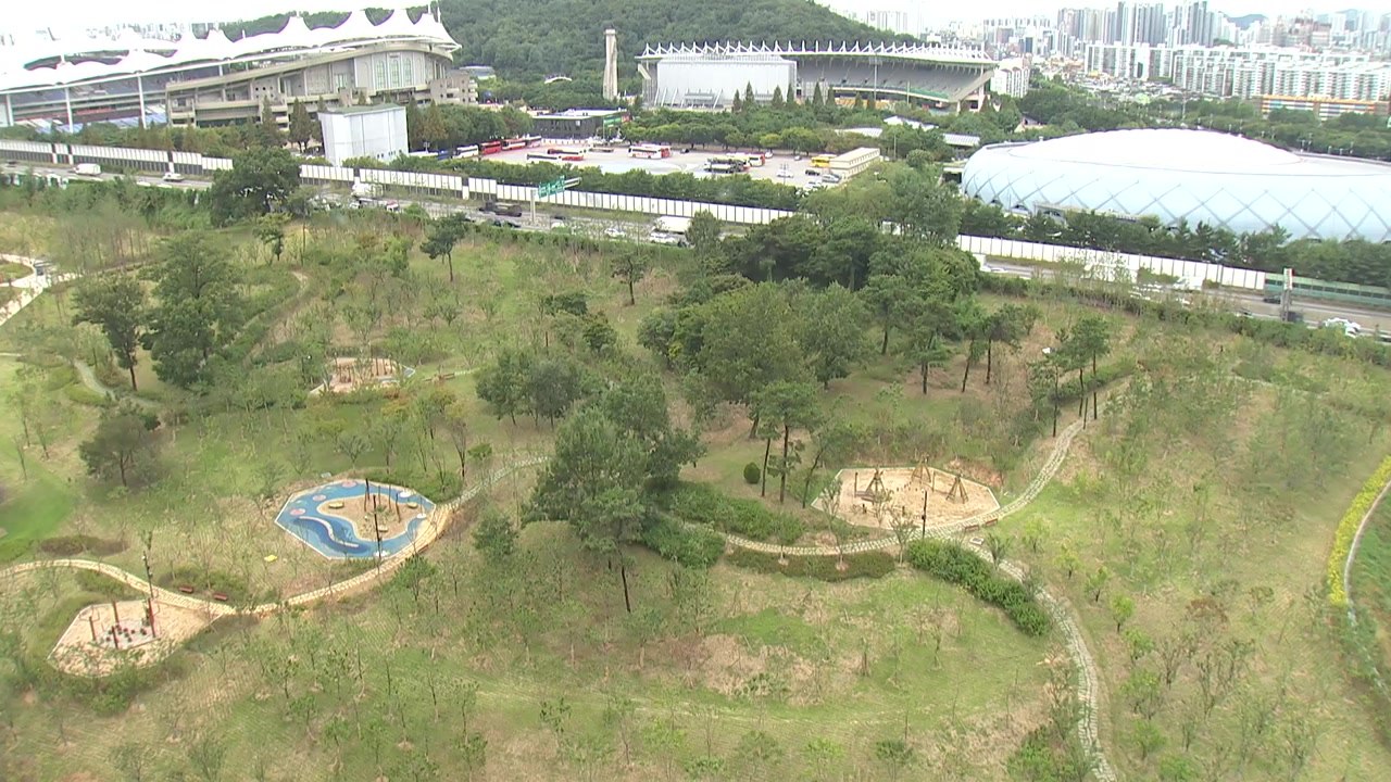[인천] 인천 무주골 공원 80년 만에 준공...첫 민간 조성 공원 / YTN
