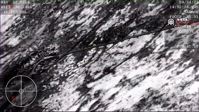 Bennu asteroidinden alınan paha biçilemez örnekleri taşıyan uzay kapsülü Dünya'ya indi