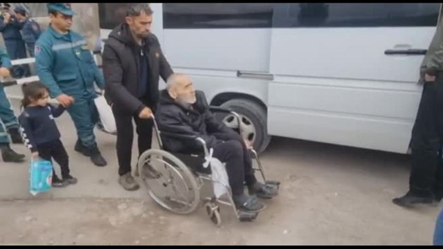 In Armenia i primi flussi di profughi del Nagorno Karabakh