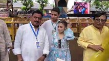 Tina Datta seeks blessings at Lalbaugcha Raja