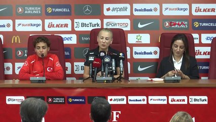 A Milli Kadın Futbol Takımı Litvanya maçına hazır