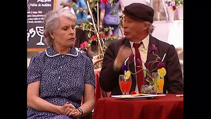 122. Alas Rotas (Kanatsiz Kuslar), en español
