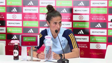 La Selección española de fútbol intenta volver a la calma antes del choque contra Suiza