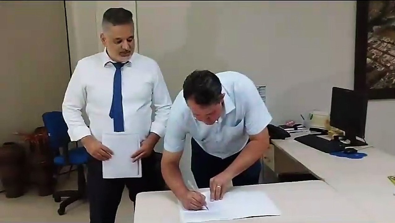 Em novo troca-troca de prefeito, Pimentel reassume o Executivo de Umuarama - assinatura