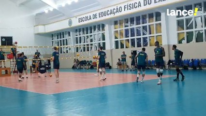 Treino da seleção masculina de vôlei