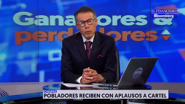 Pobladores reciben con aplausos a supuestos miembros del Cártel de Sinaloa