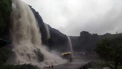 कहीं ओवर फ्लो, कहीं छलकने का इंतजार