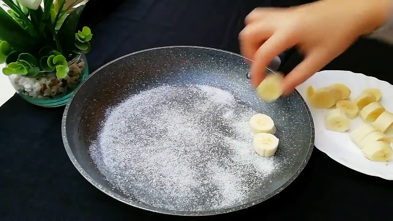 Le Fameux Gâteau avec 1 oeufqui a atteint des Millions de Vues !!   